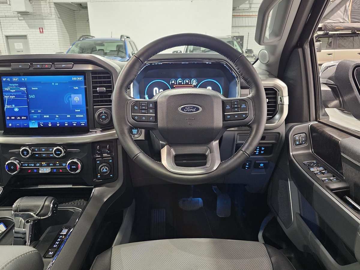 2023 Ford F-150 Lariat MY23 4X4 Dual Range image 13