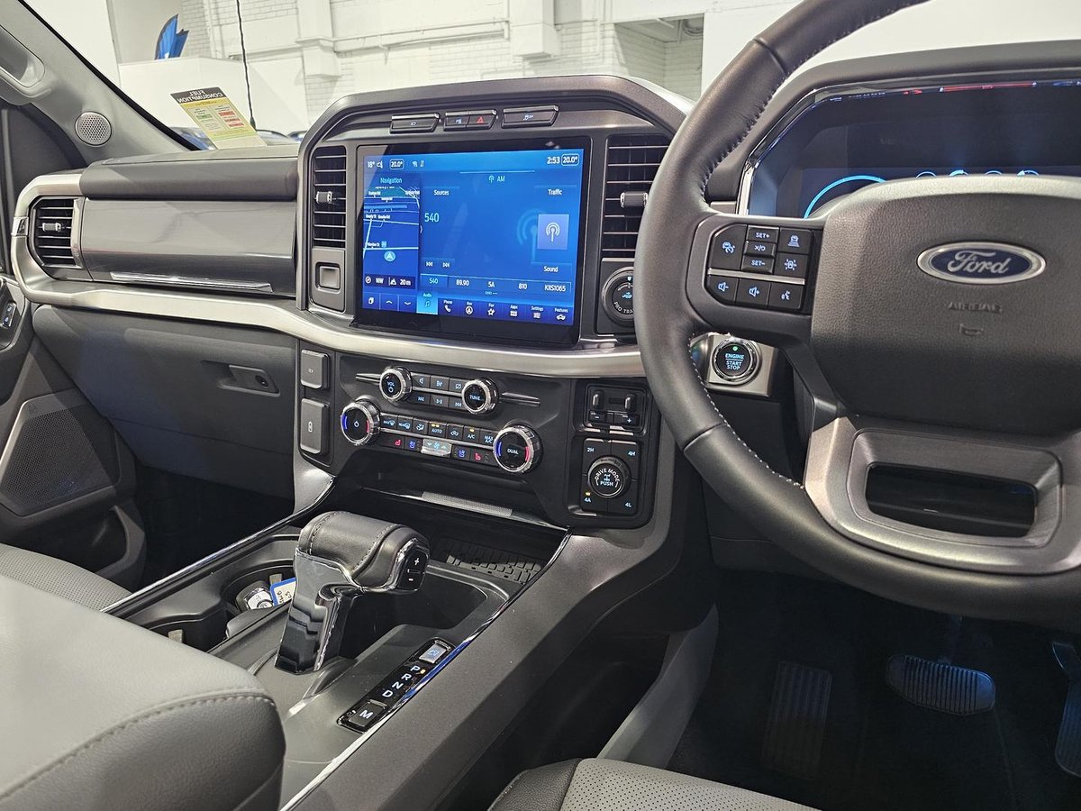 2023 Ford F-150 Lariat MY23 4X4 Dual Range image 15