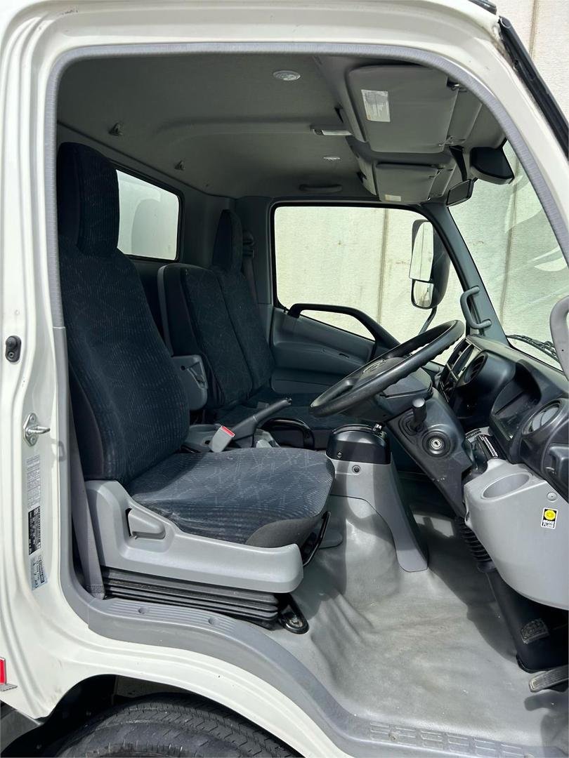 2023 Hino 300 616 image 13