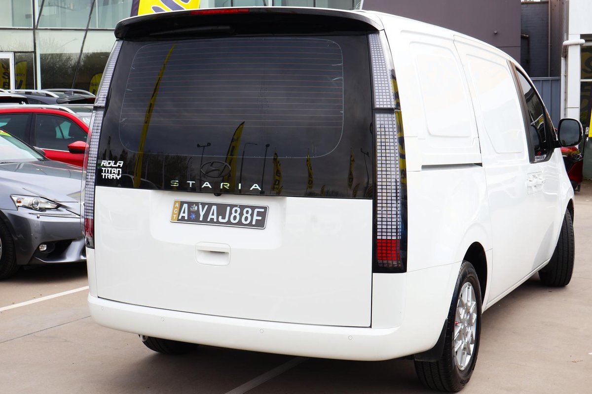 2023 Hyundai STARIA LOAD Hybrid Premium US4.V2 MY23 image 6