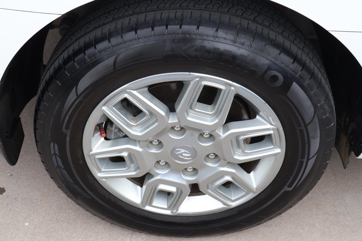2023 Hyundai STARIA LOAD Premium US4.V2 MY23 image 29
