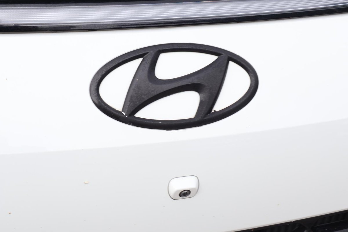 2023 Hyundai STARIA LOAD Hybrid Premium US4.V2 MY23 image 32