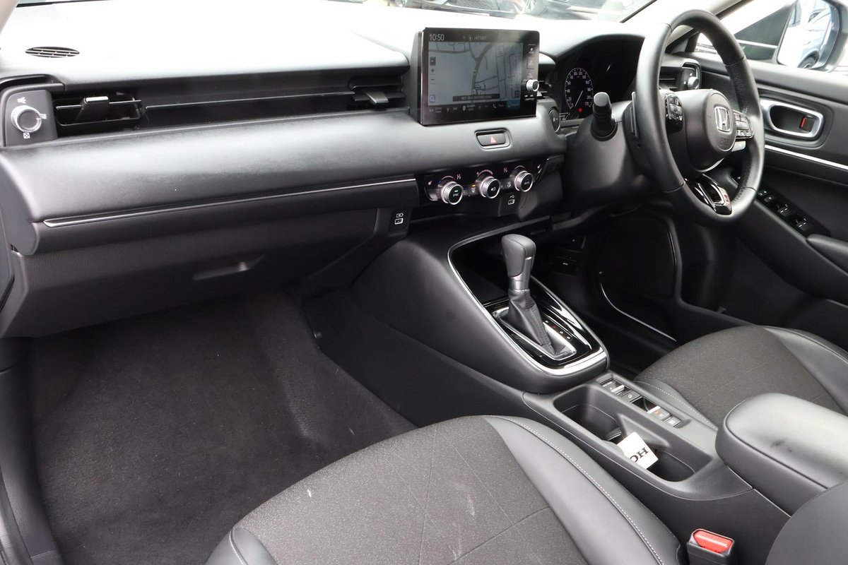 2024 Honda HR-V e:HEV L MY25 image 24