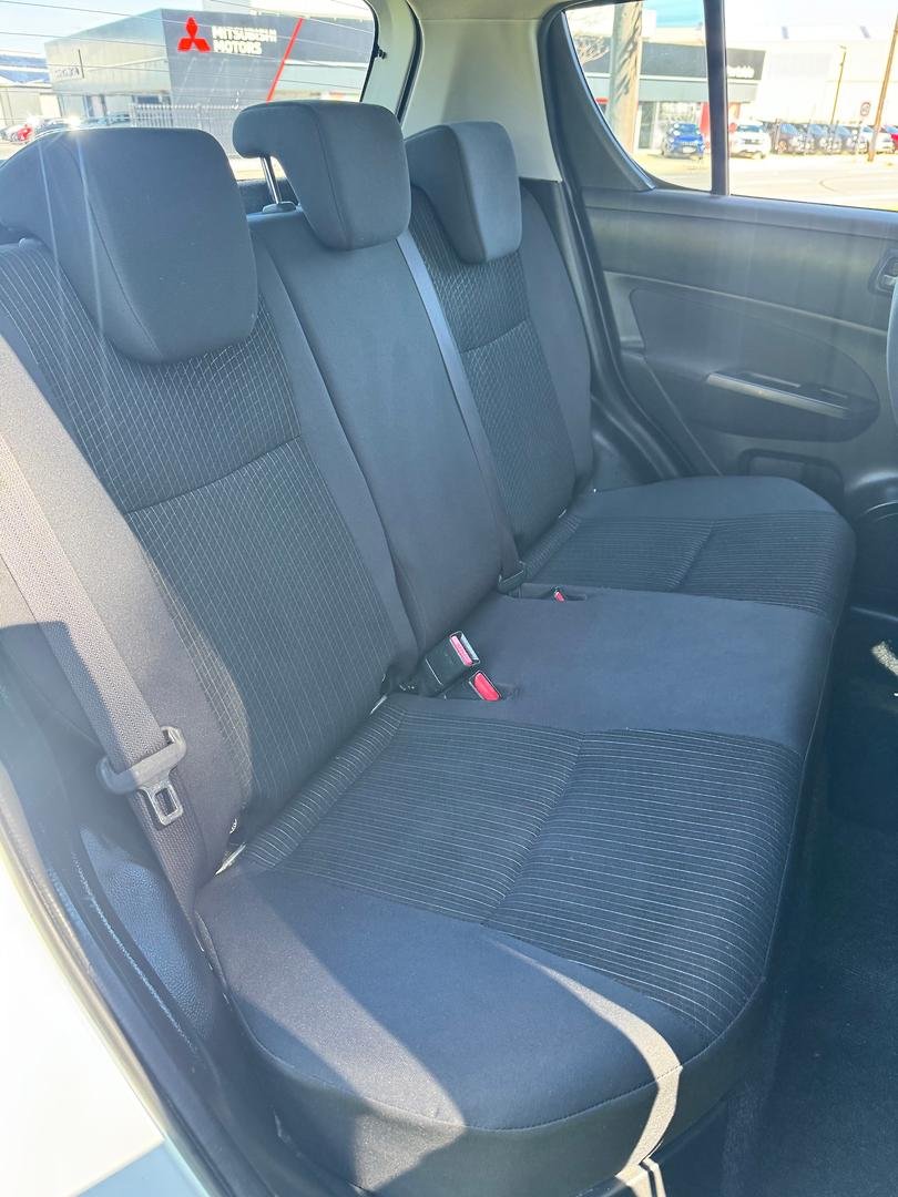 2016 Suzuki Swift GL FZ MY15 image 22