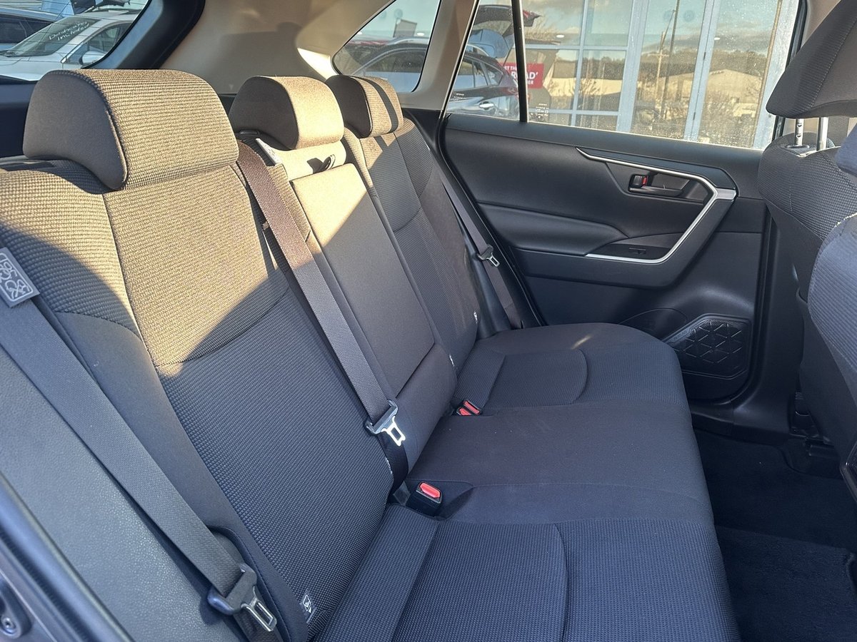 2021 Toyota RAV4 GX AXAH52R image 13