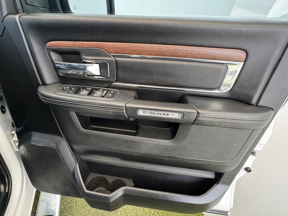 2019 RAM 1500 Laramie RamBox DS MY19 4X4 Dual Range image 10