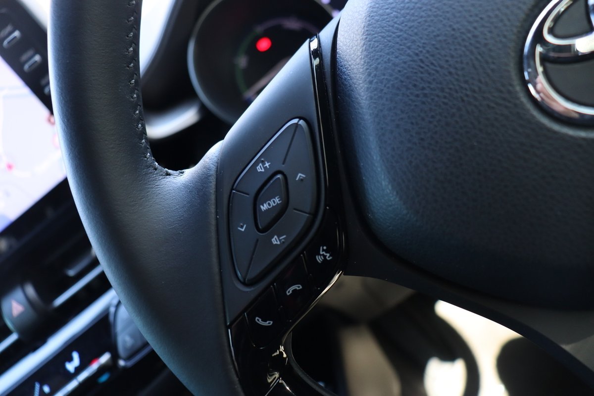 2020 Toyota C-HR Koba ZYX10R image 16
