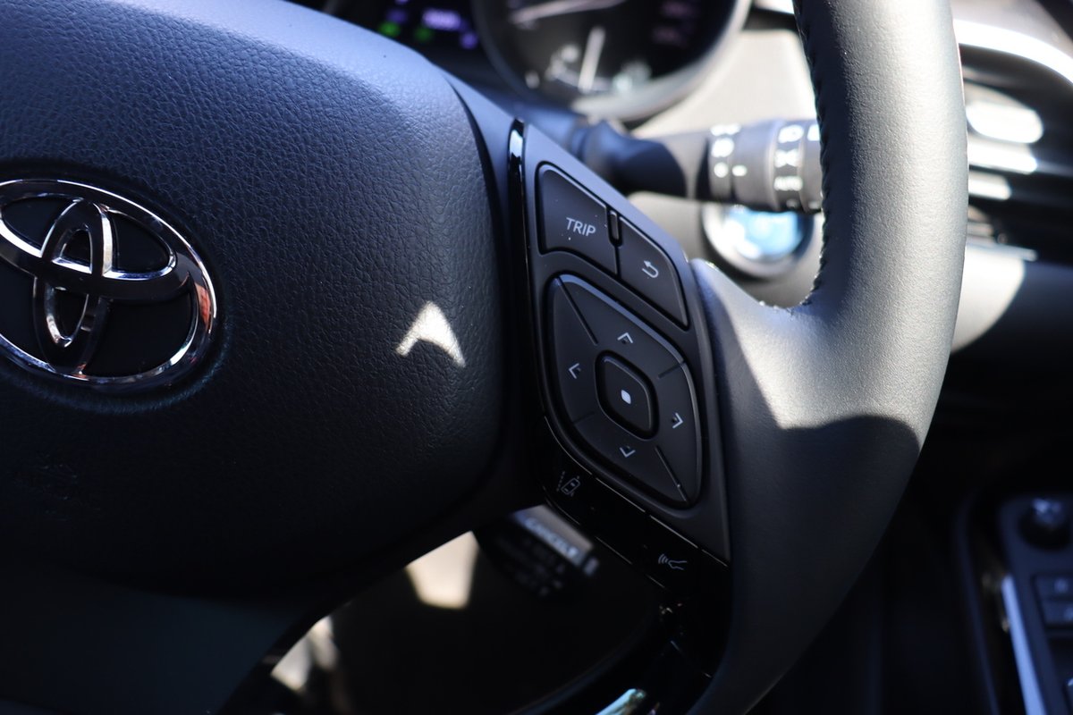 2020 Toyota C-HR Koba ZYX10R image 18