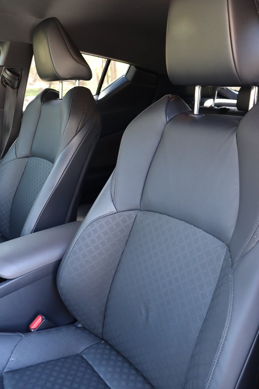 2020 Toyota C-HR Koba ZYX10R image 25