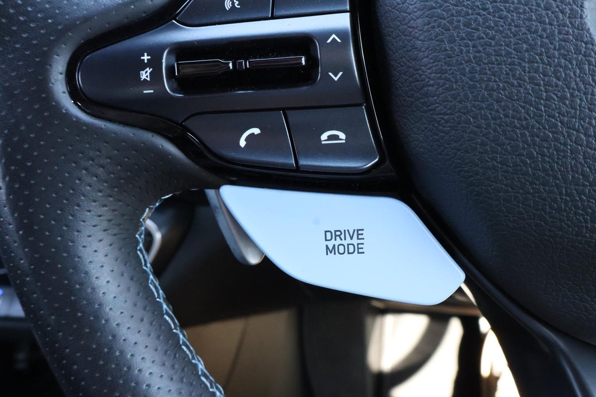 2025 Hyundai i30 image 12