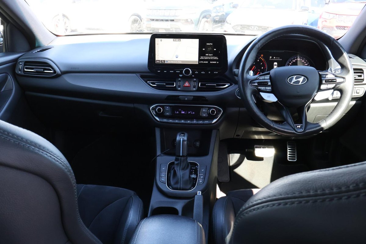 2025 Hyundai i30 image 9