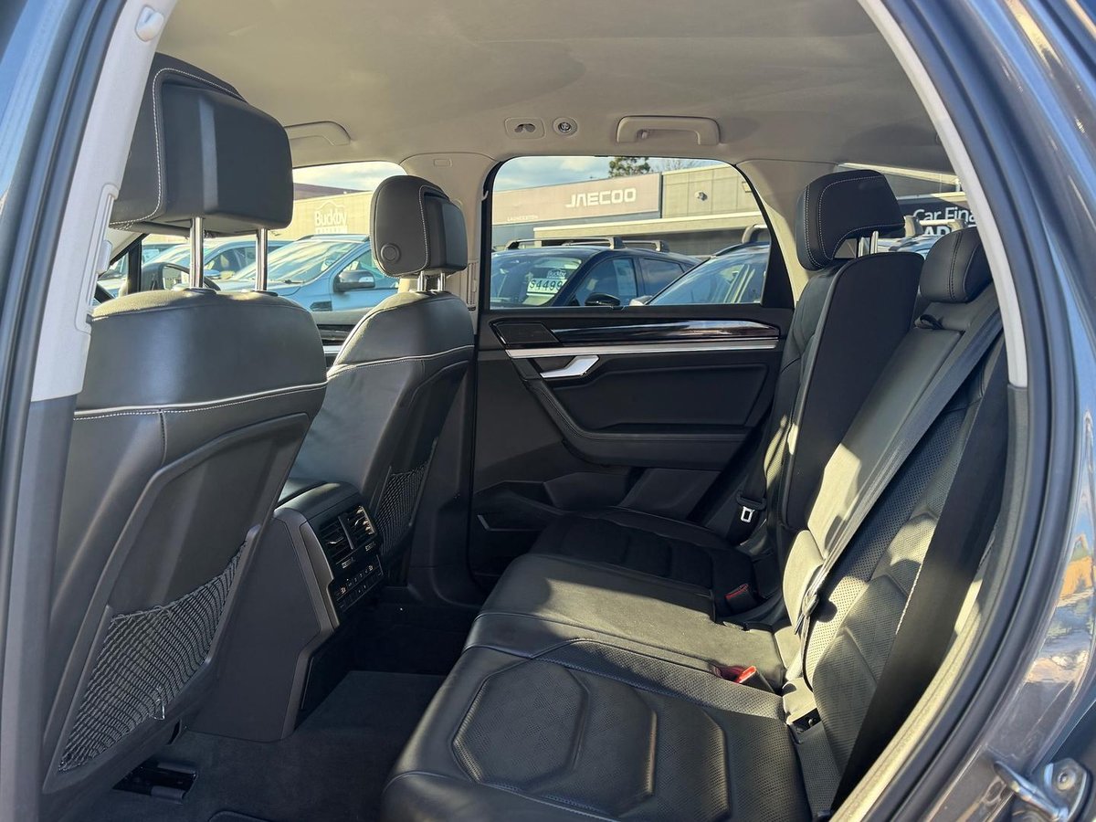 2019 Volkswagen Touareg 190TDI Launch Edition CR MY19 Four Wheel Drive image 7