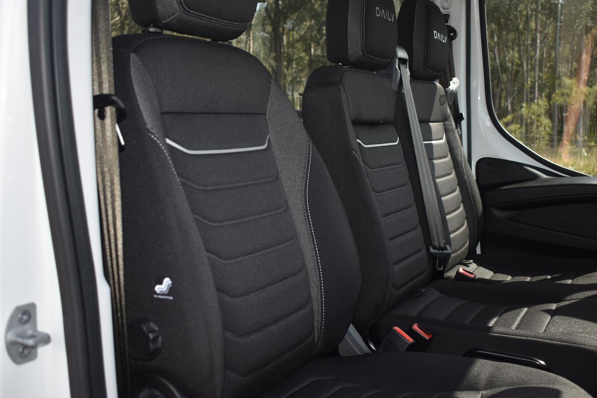 2026 Iveco Daily 50C18 image 13