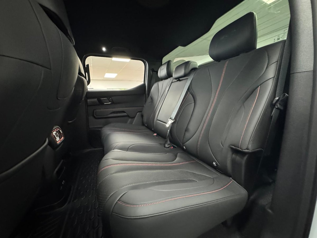 2026 BYD SHARK 6 Premium MY26 AWD image 18