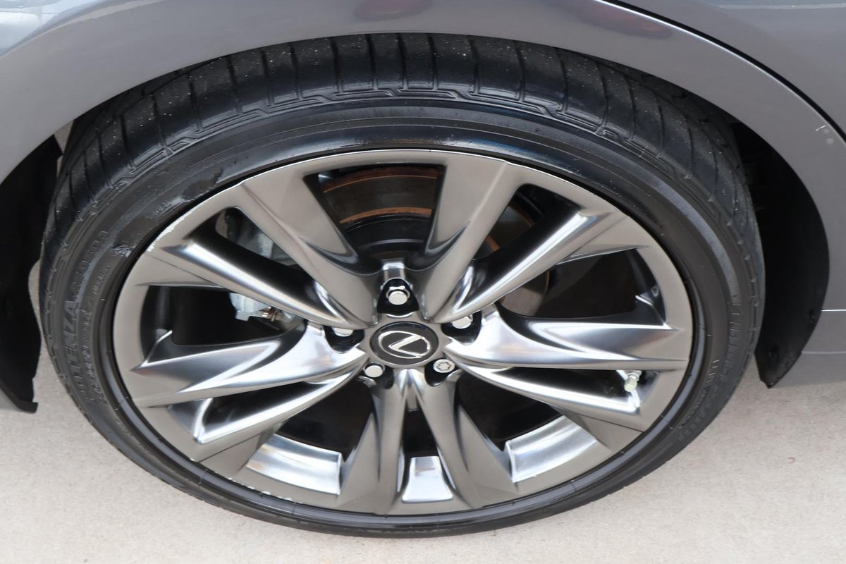 2020 Lexus ES 300h F Sport AXZH10R image 33