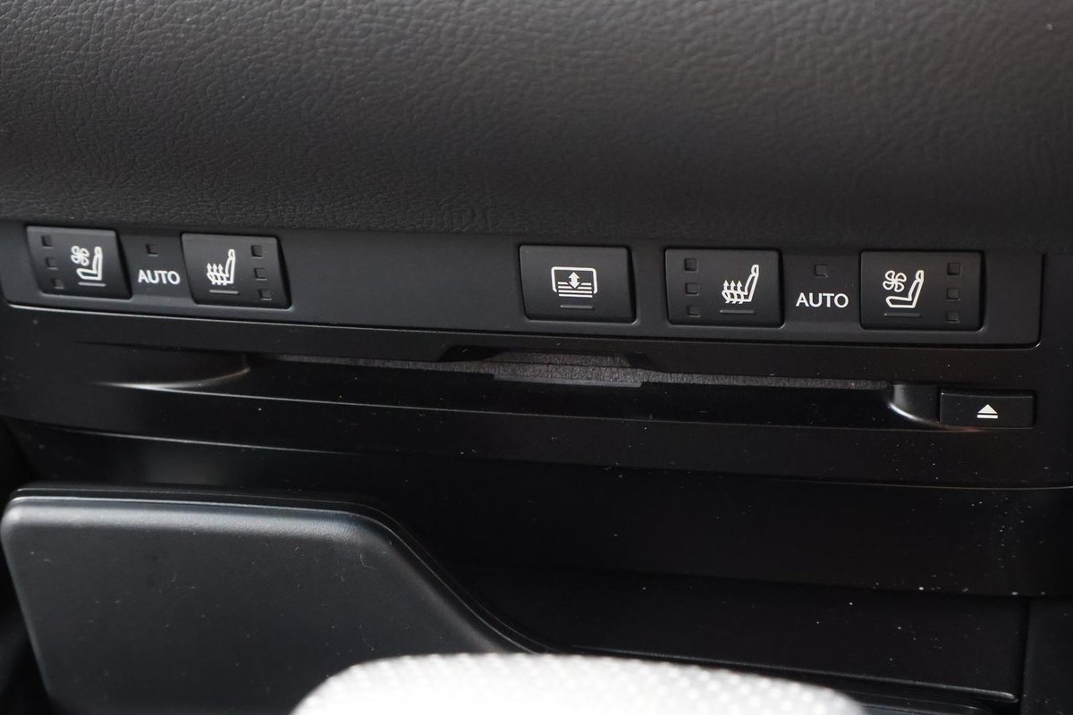 2020 Lexus ES 300h F Sport AXZH10R image 21