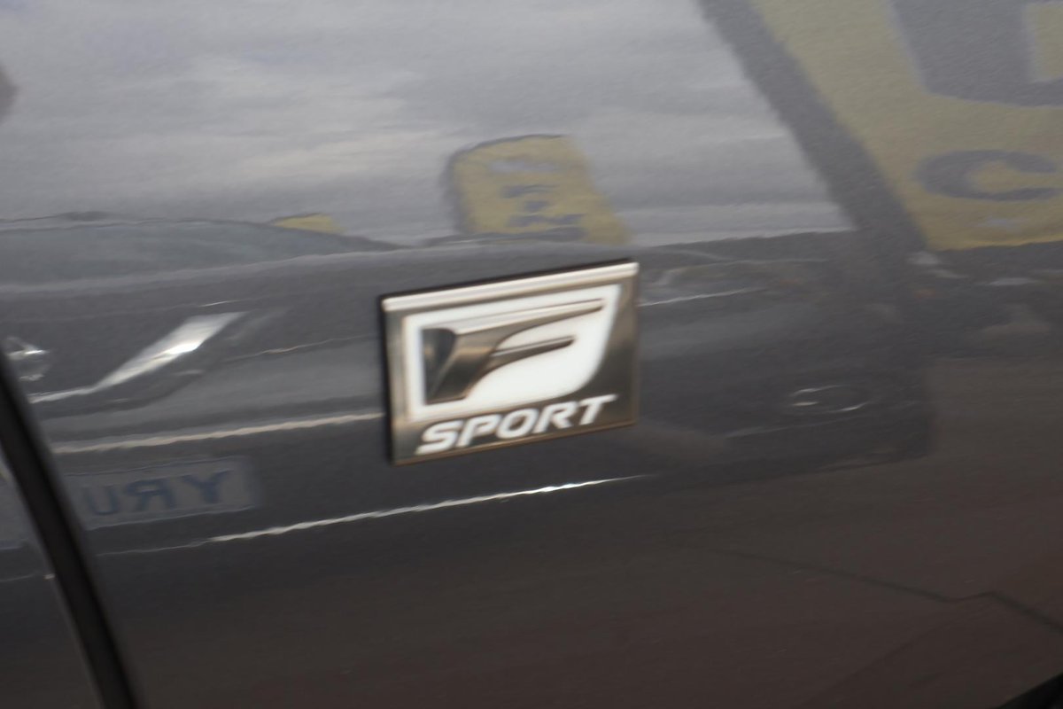 2020 Lexus ES 300h F Sport AXZH10R image 35