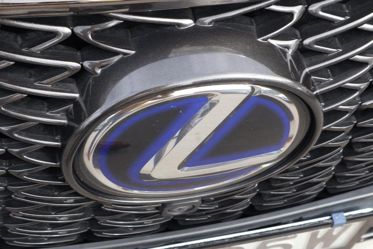 2020 Lexus ES 300h F Sport AXZH10R image 39
