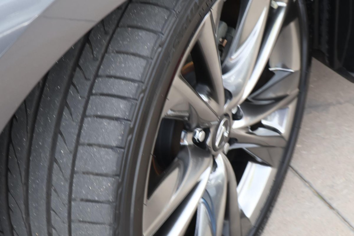 2020 Lexus ES 300h F Sport AXZH10R image 34