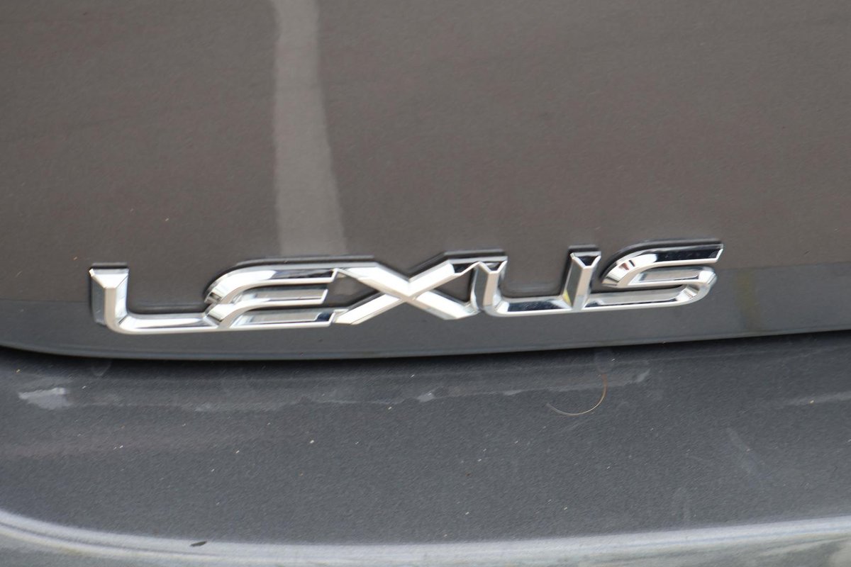 2020 Lexus ES 300h F Sport AXZH10R image 37