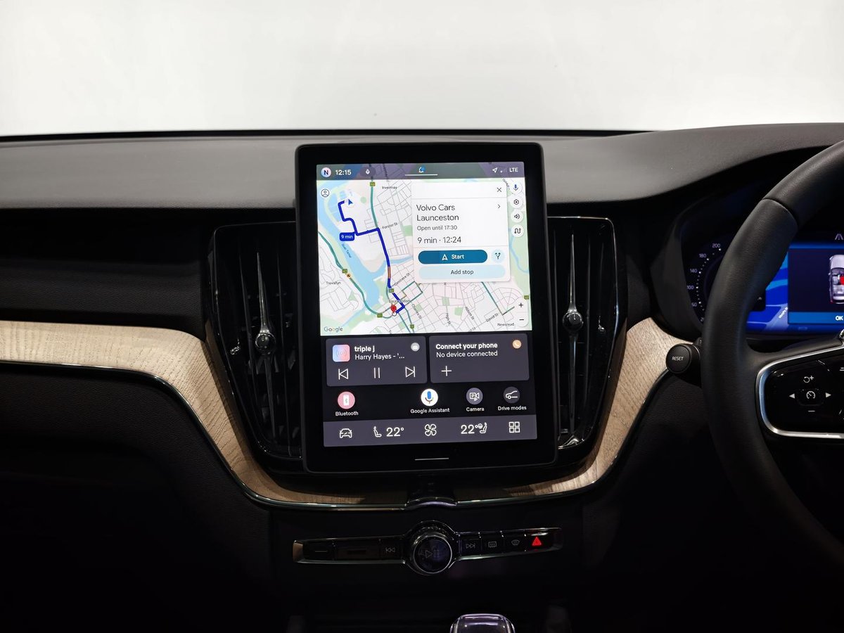 2025 Volvo XC60 Plus B5 Bright MY26 AWD image 12