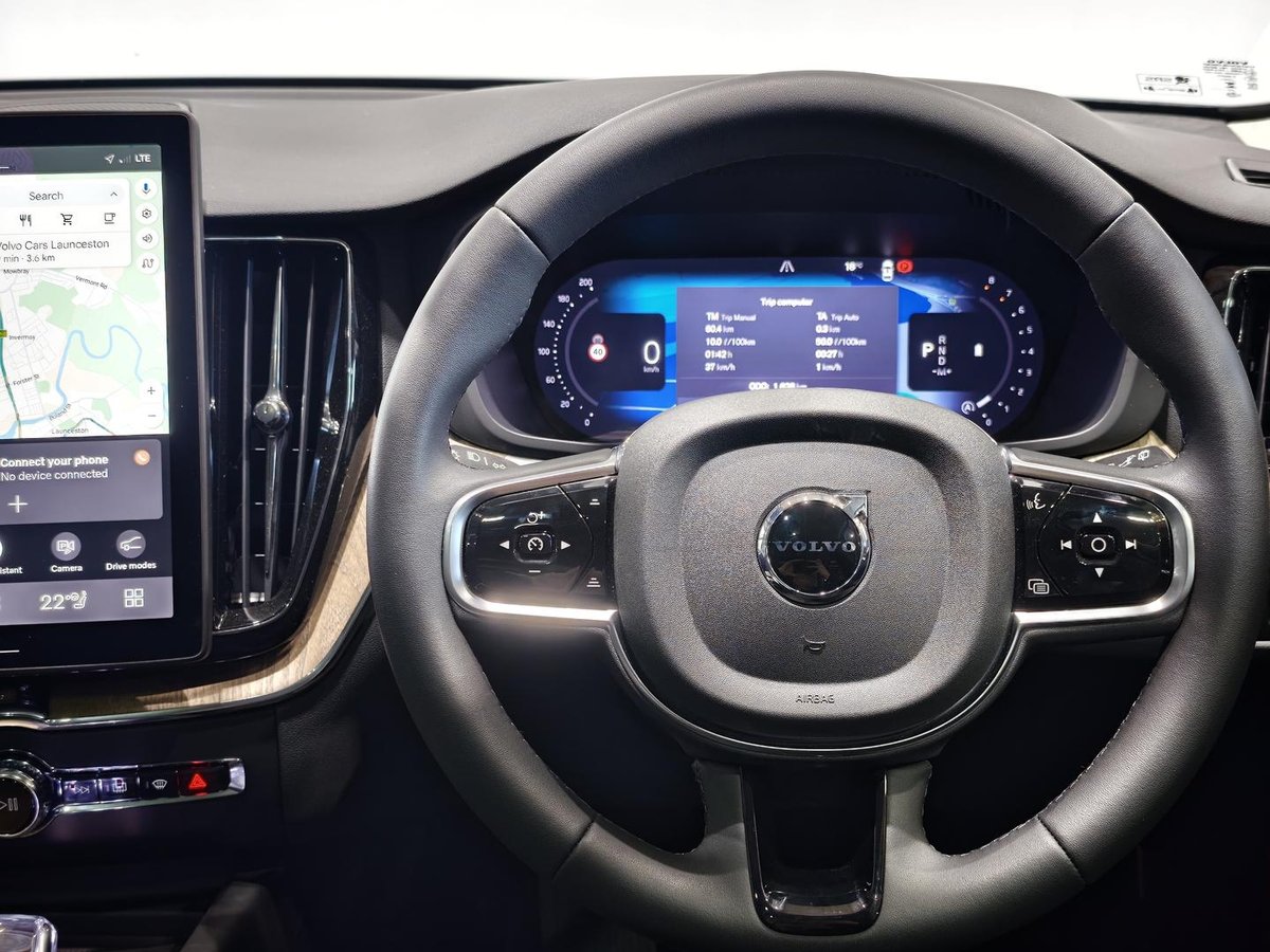 2025 Volvo XC60 Plus B5 Bright MY26 AWD image 10