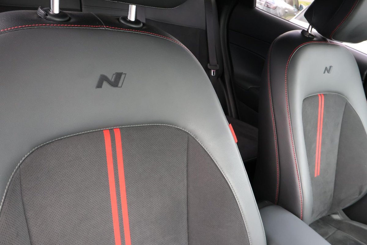 2025 Hyundai Kona Premium N Line SX2.V2 MY25 image 21