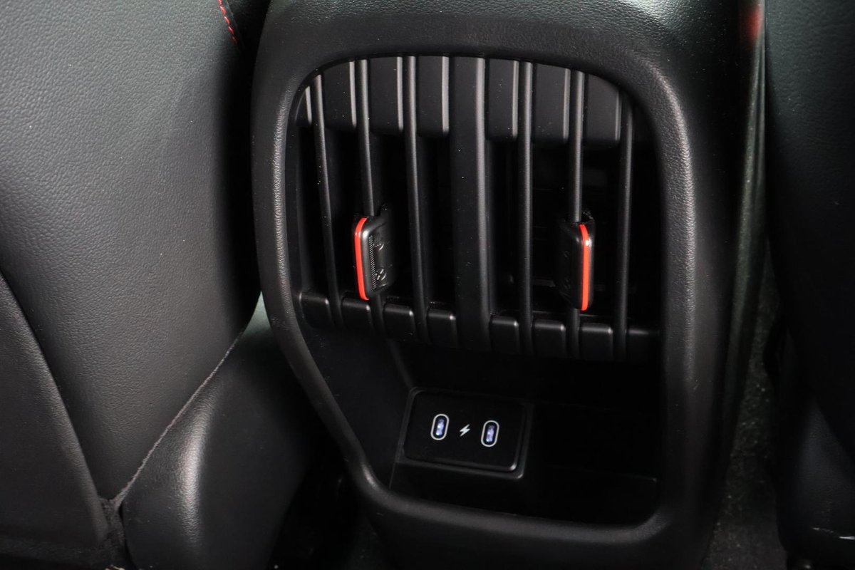 2025 Hyundai Kona Premium N Line SX2.V2 MY25 image 28