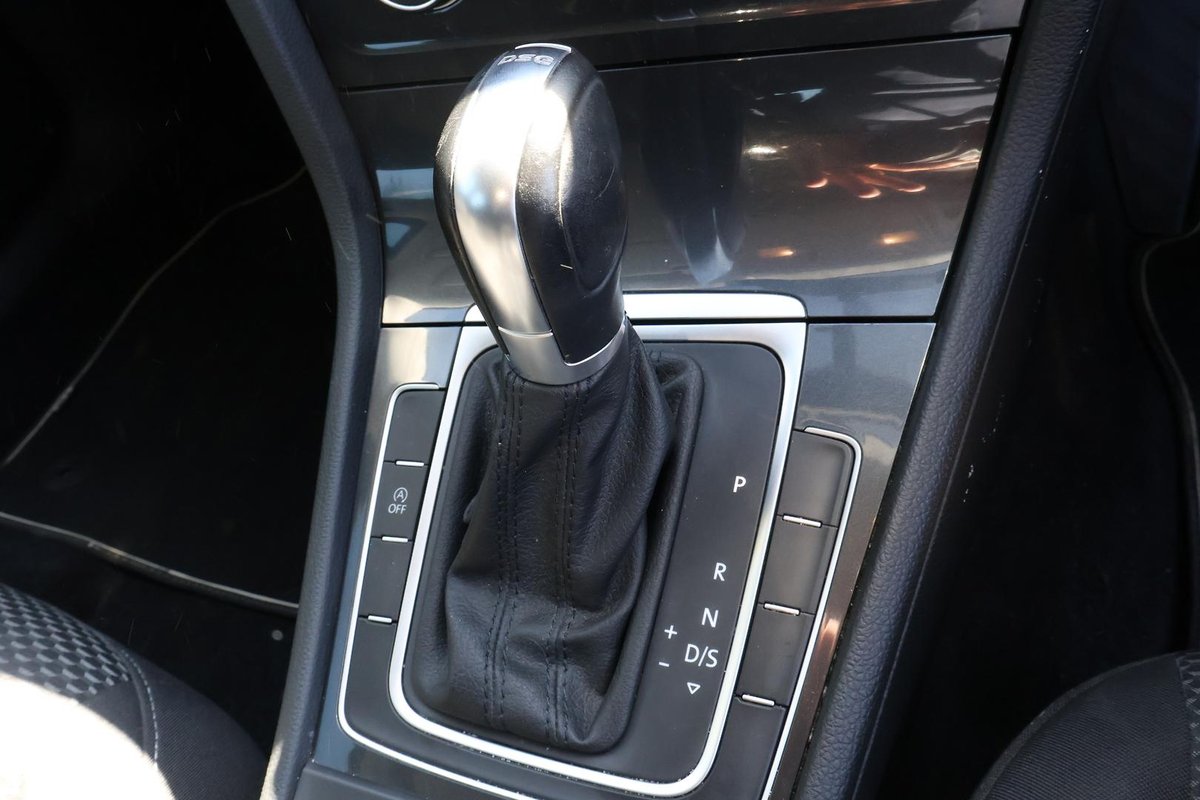 2018 Volkswagen Golf 110TSI 7.5 MY18 image 18