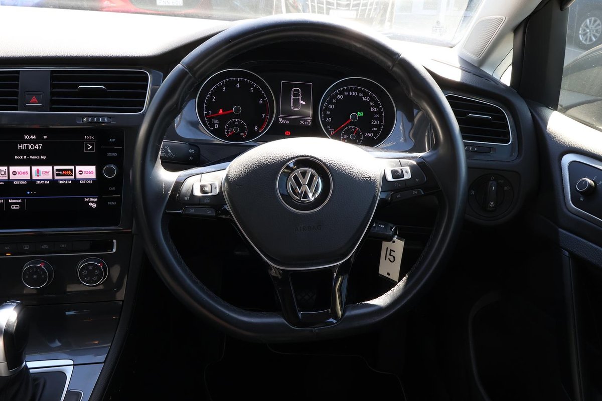 2018 Volkswagen Golf 110TSI 7.5 MY18 image 9
