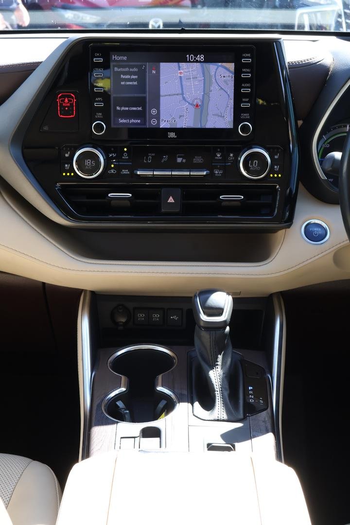 2021 Toyota Kluger Grande AXUH78R 4X4 On Demand image 18