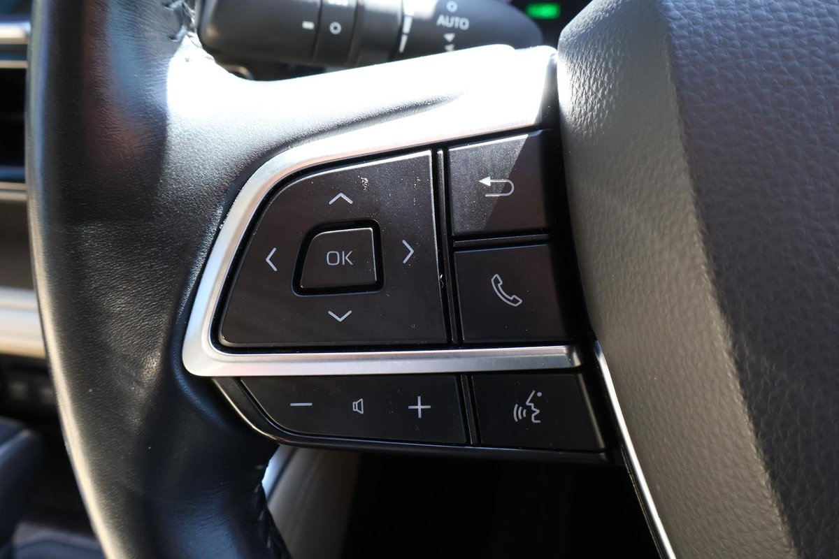 2021 Toyota Kluger Grande AXUH78R 4X4 On Demand image 11