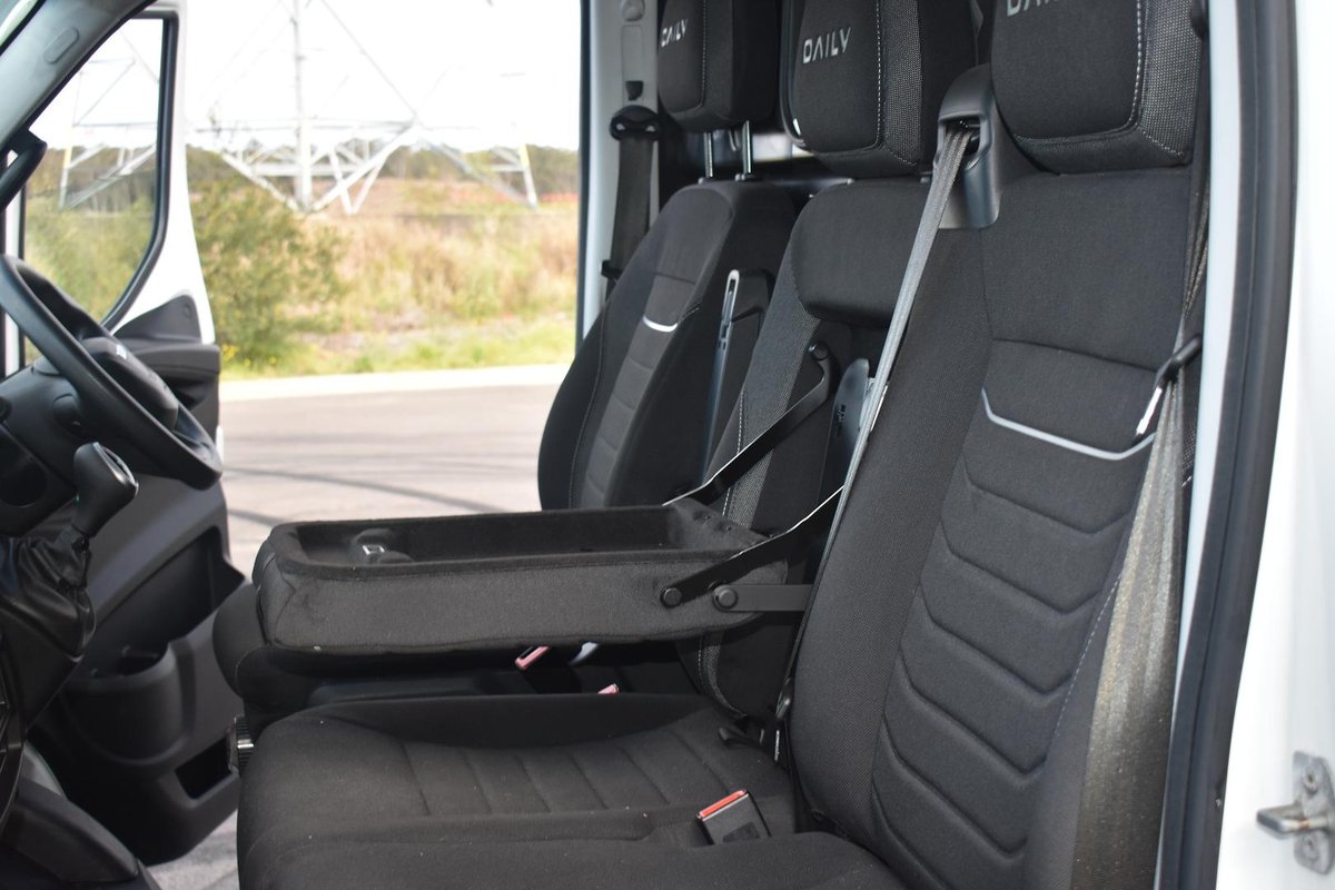 2023 Iveco Daily 35S14V image 18