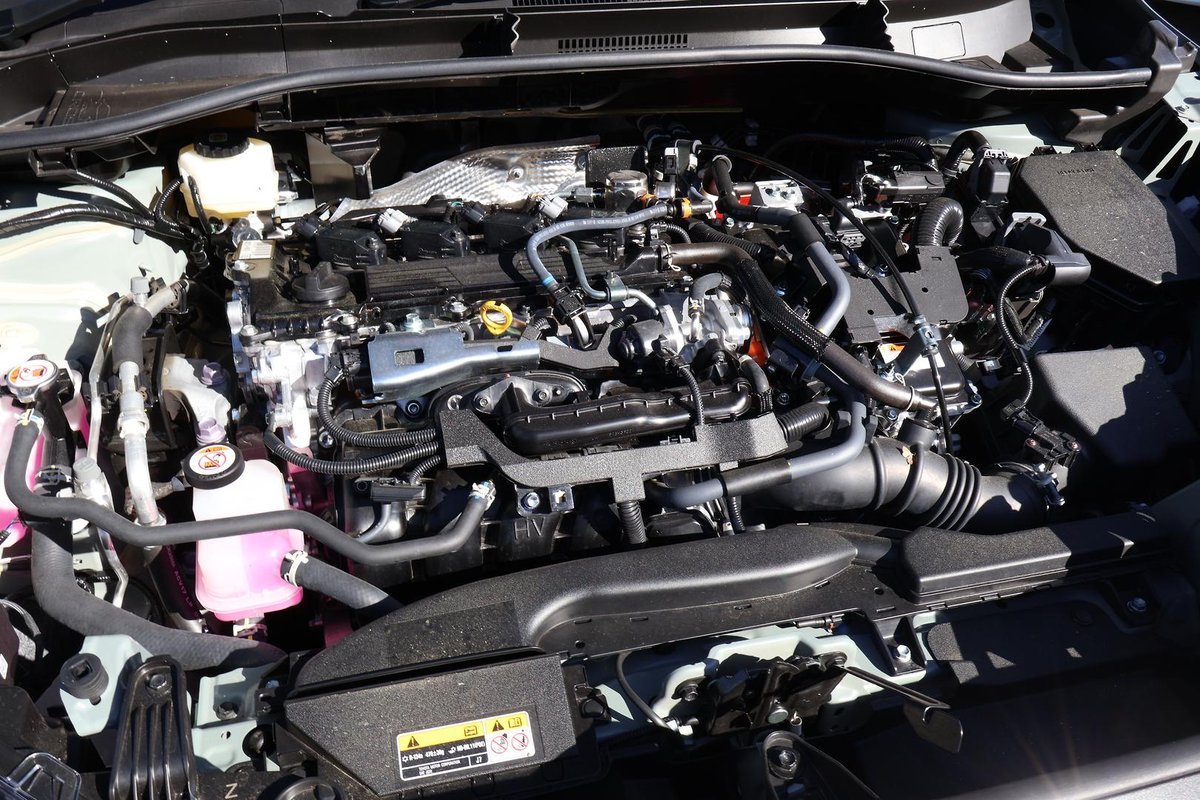 2024 Toyota Corolla Cross GXL MXGH10R image 26