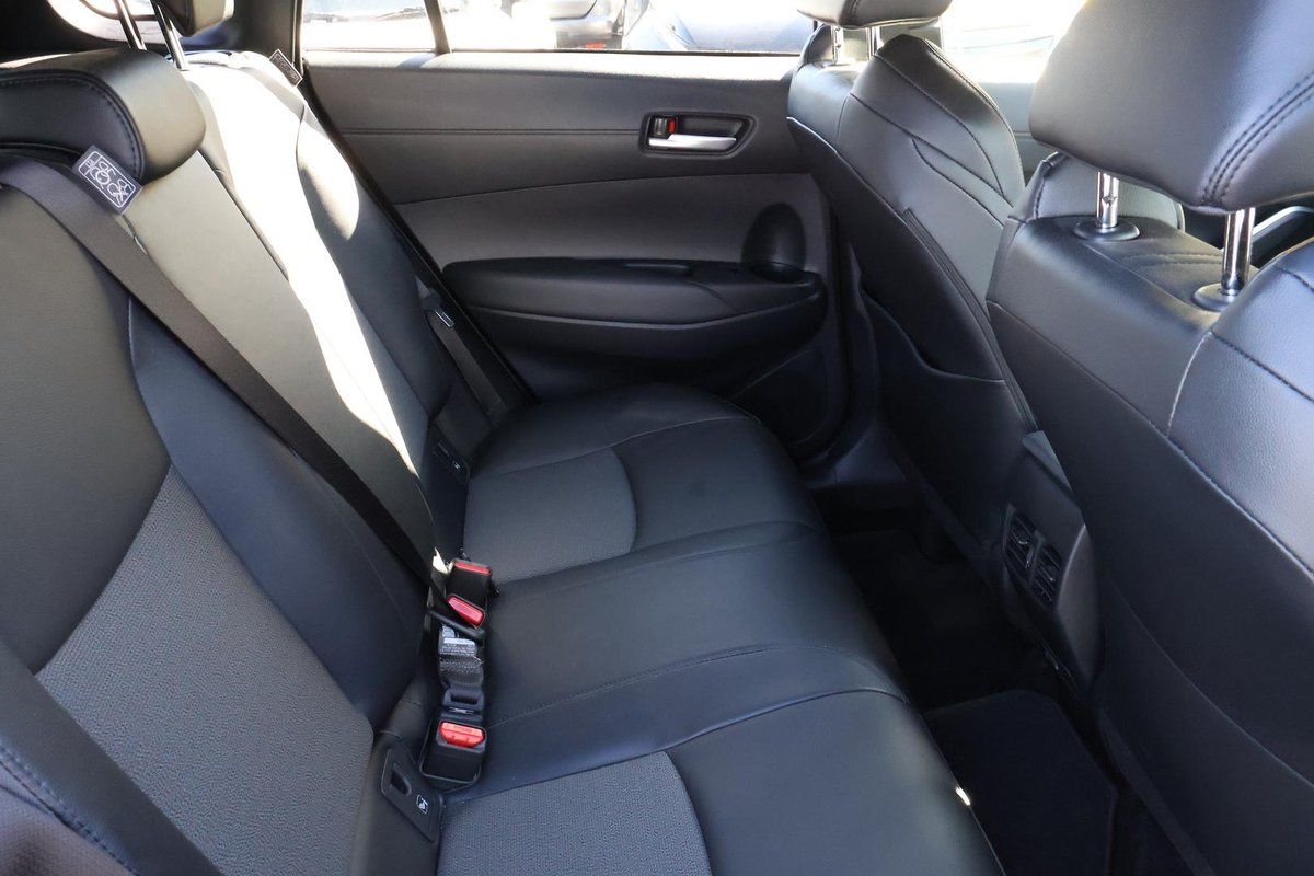2024 Toyota Corolla Cross GXL MXGH10R image 22