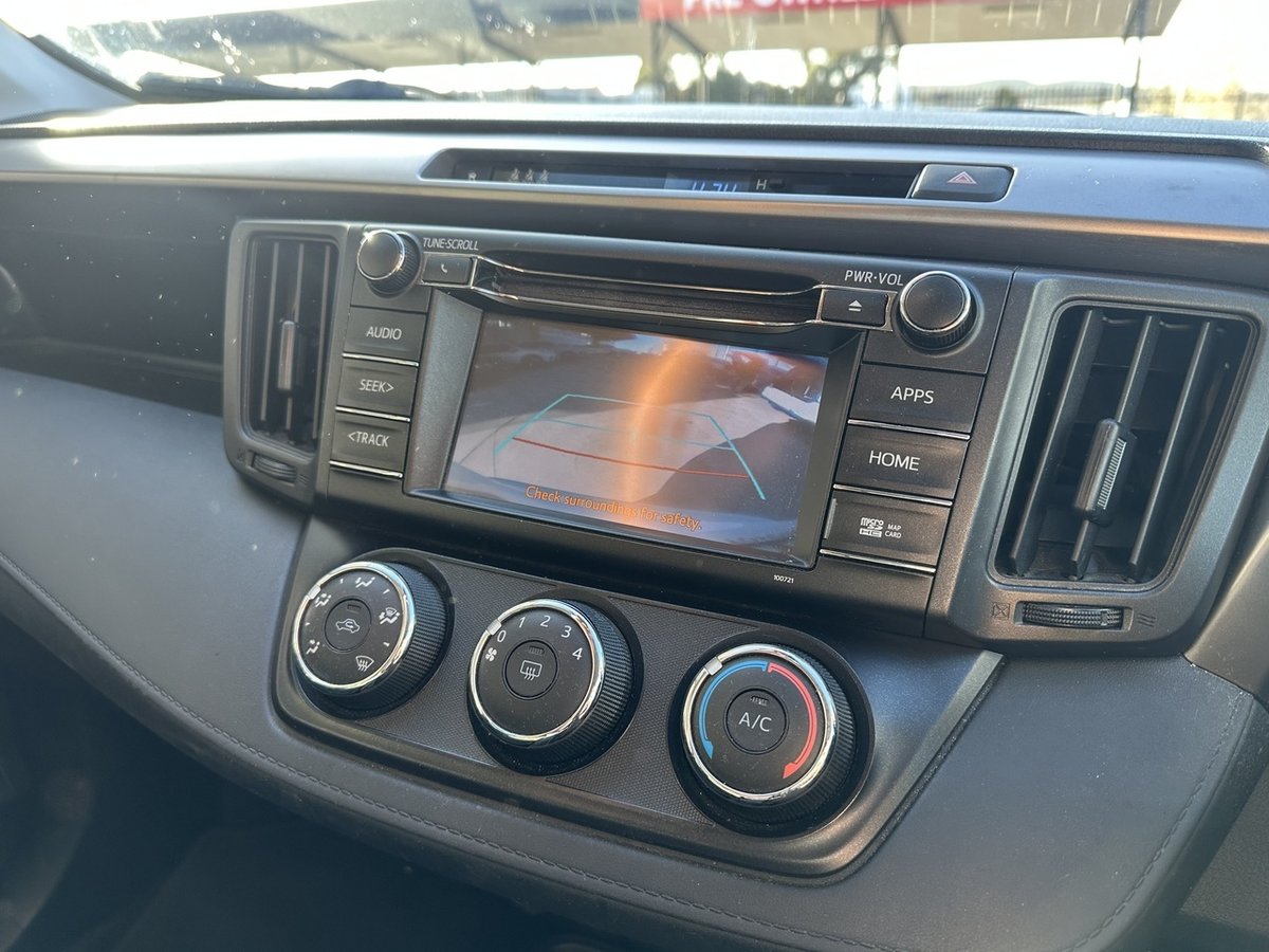 2018 Toyota RAV4 GX ASA44R AWD image 17