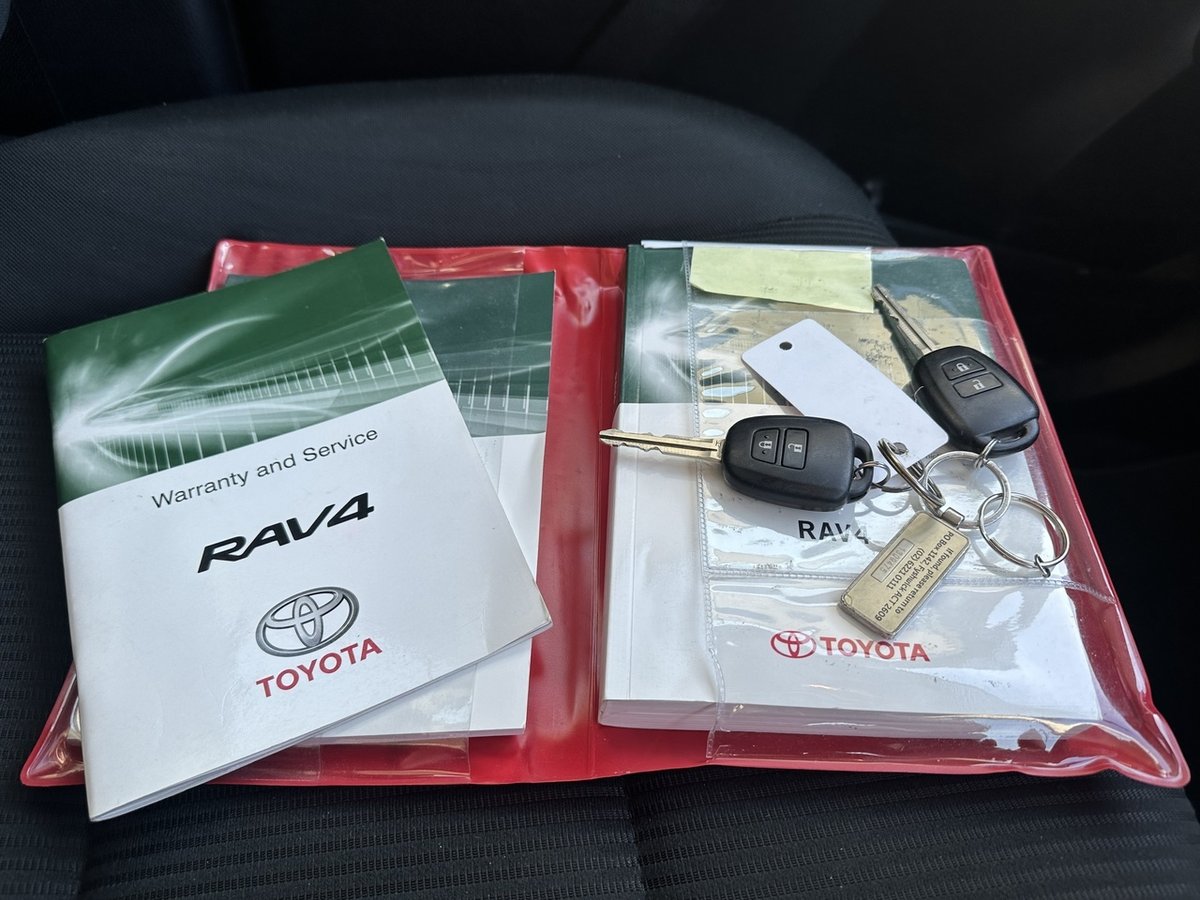 2018 Toyota RAV4 GX ASA44R AWD image 18