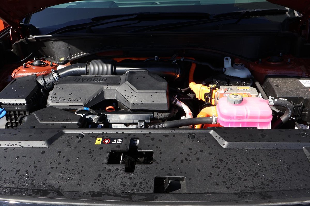 2024 Hyundai Santa Fe Hybrid Elite MX5.V1 MY25 AWD image 32