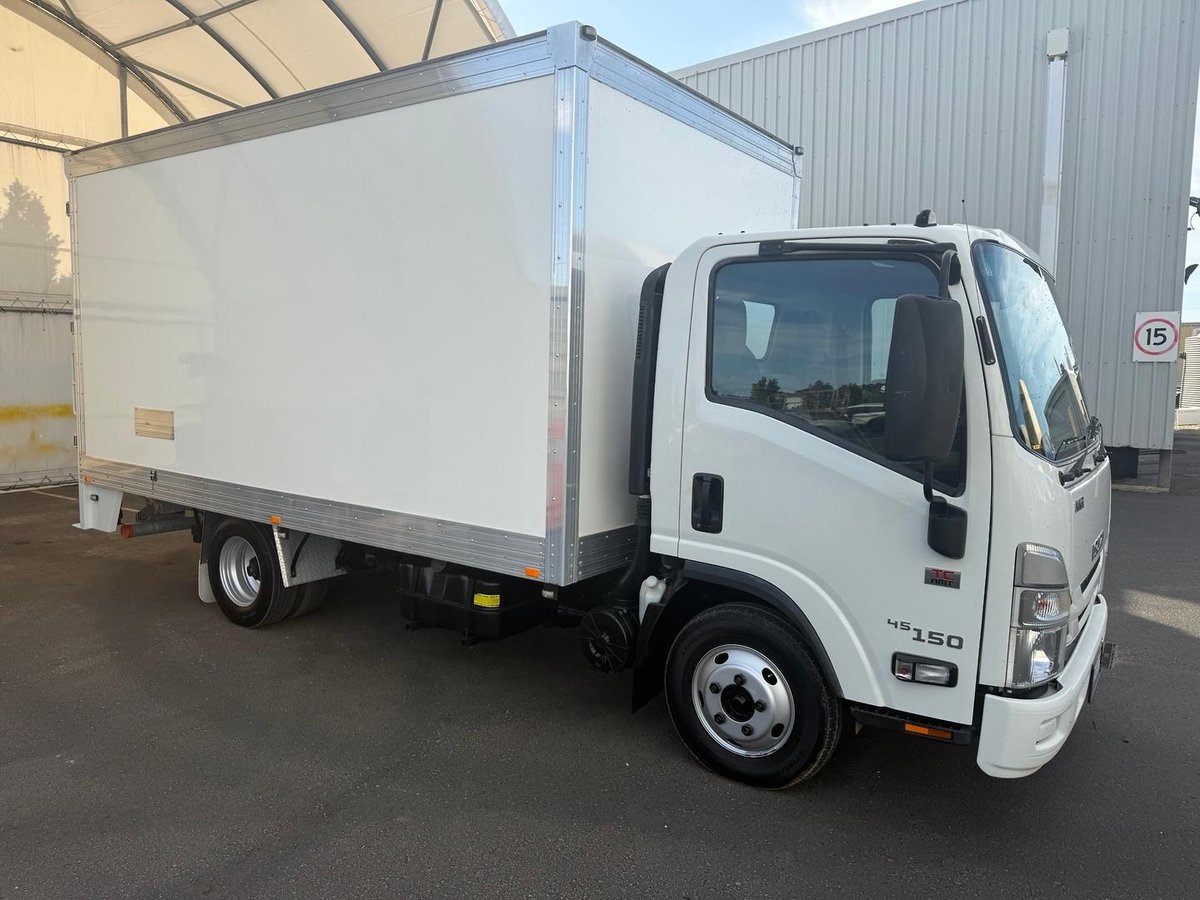 2022 Isuzu N Series NNR 45-150 image 7
