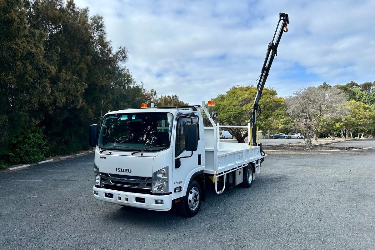 2018 Isuzu N Series NPR 65/45-190 image 18