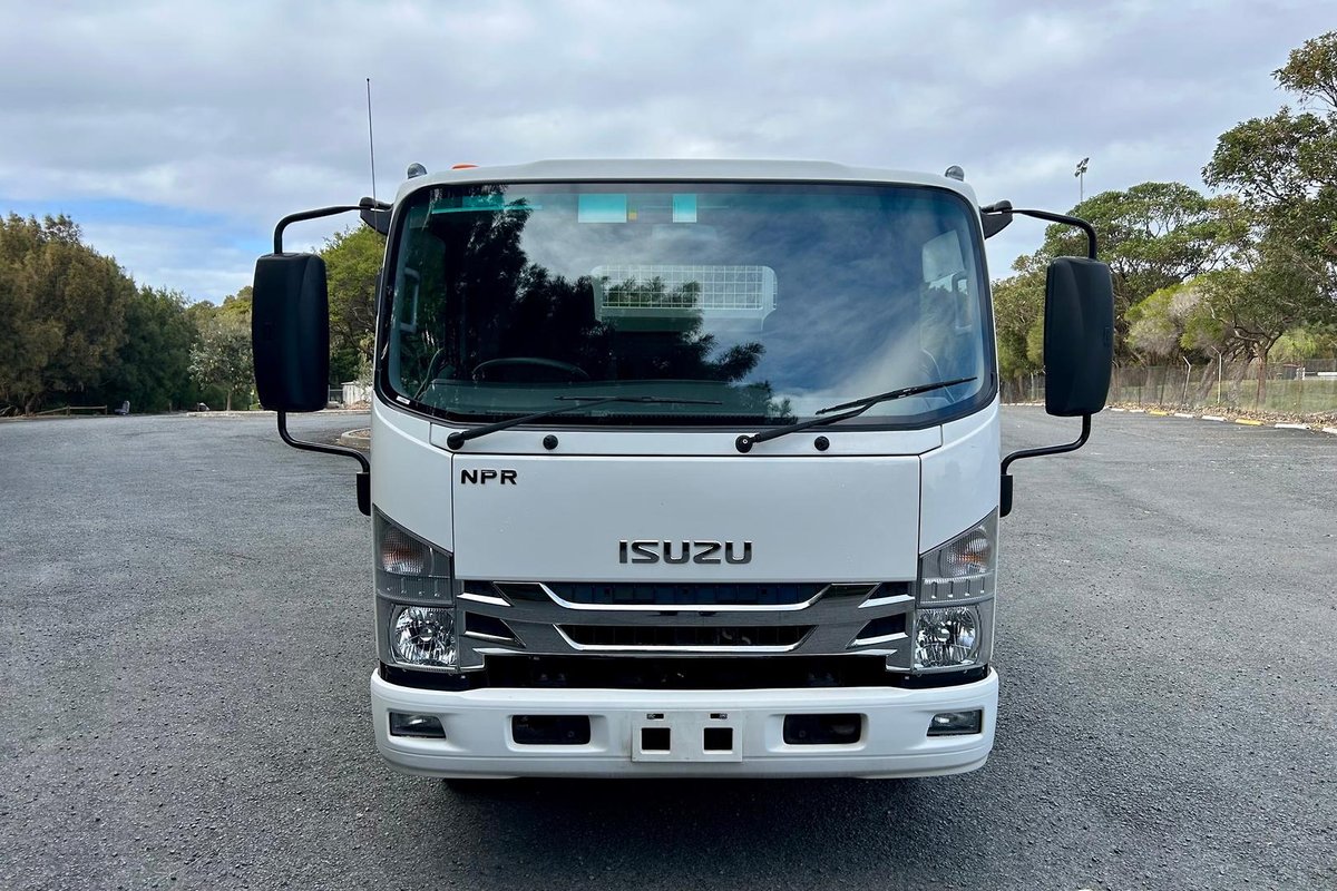 2018 Isuzu N Series NPR 65/45-190 image 10