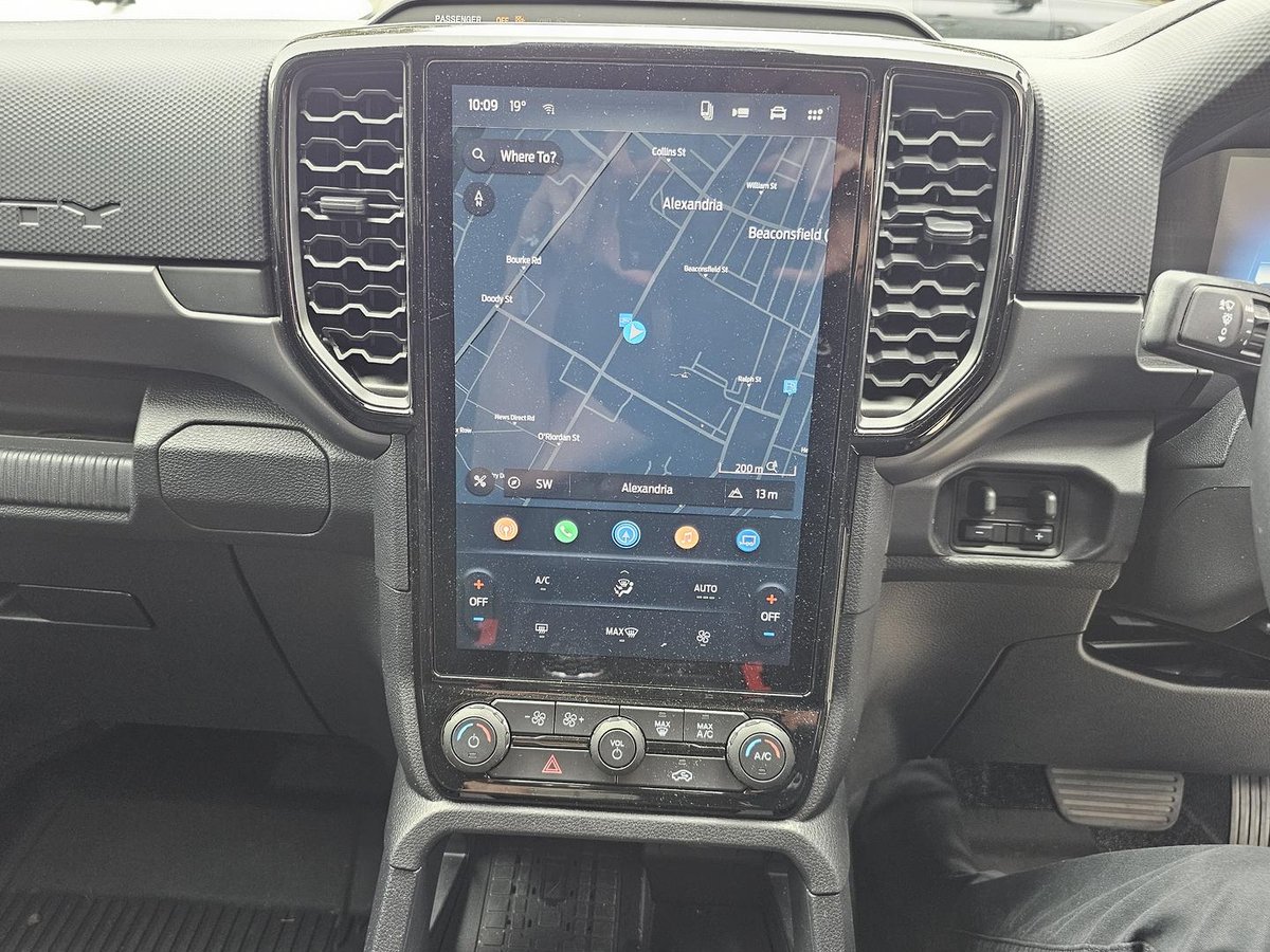 2025 Ford Ranger Super Duty 2026.00MY 4X4 Dual Range image 9