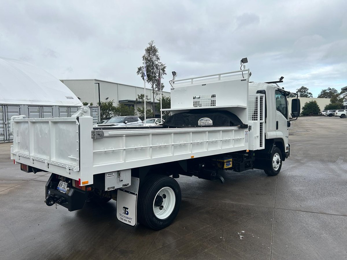 2020 Isuzu F Series FRR110-260 image 11