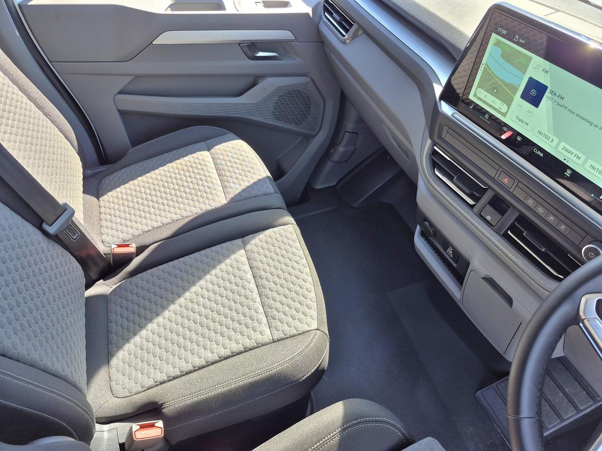 2025 Volkswagen Transporter TDI390 Lite NSN MY25 image 17