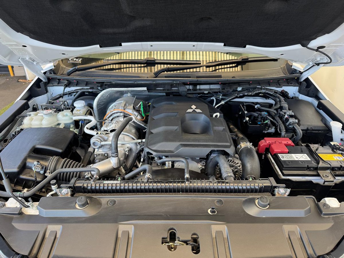 2025 Mitsubishi Triton GLX-R MV MY25 4X4 Dual Range image 17
