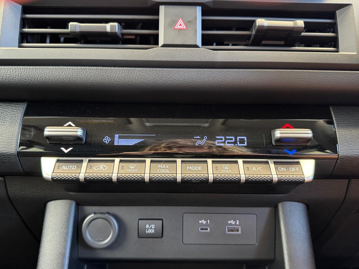 2025 Mitsubishi Triton GLX-R MV MY25 4X4 Dual Range image 24