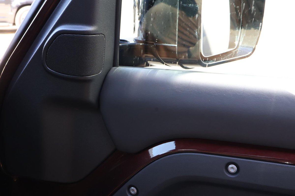 2024 Land Rover Defender 110 D350 Sedona Edition L663 MY25 AWD image 25