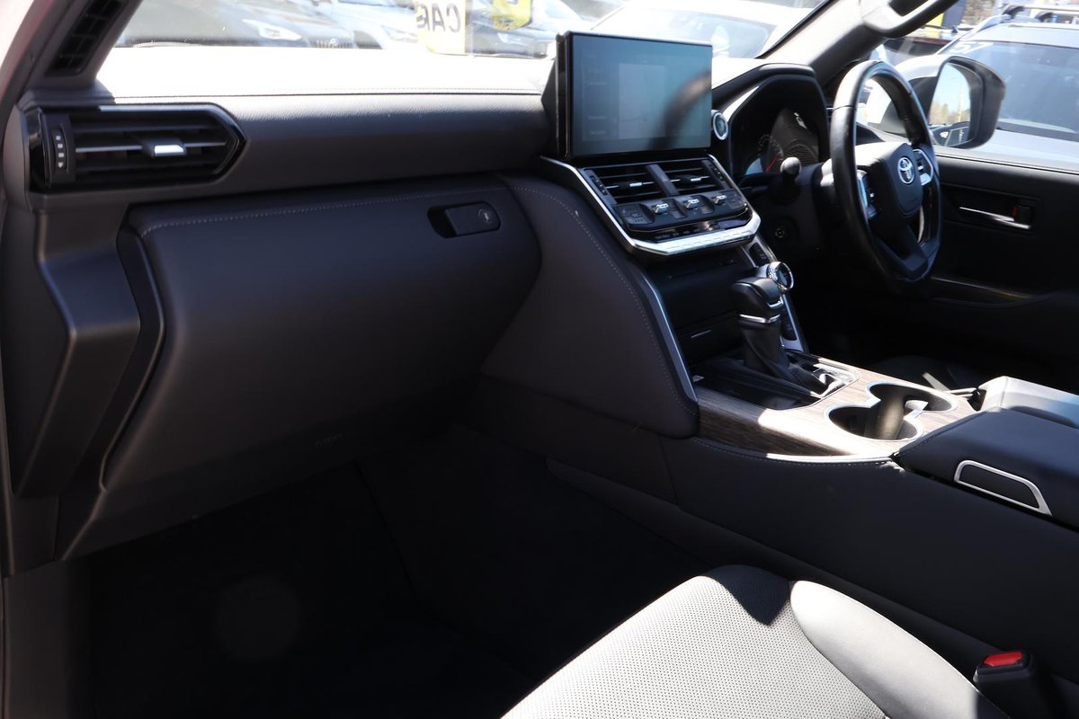 2023 Toyota Landcruiser VX FJA300R 4X4 Dual Range image 29