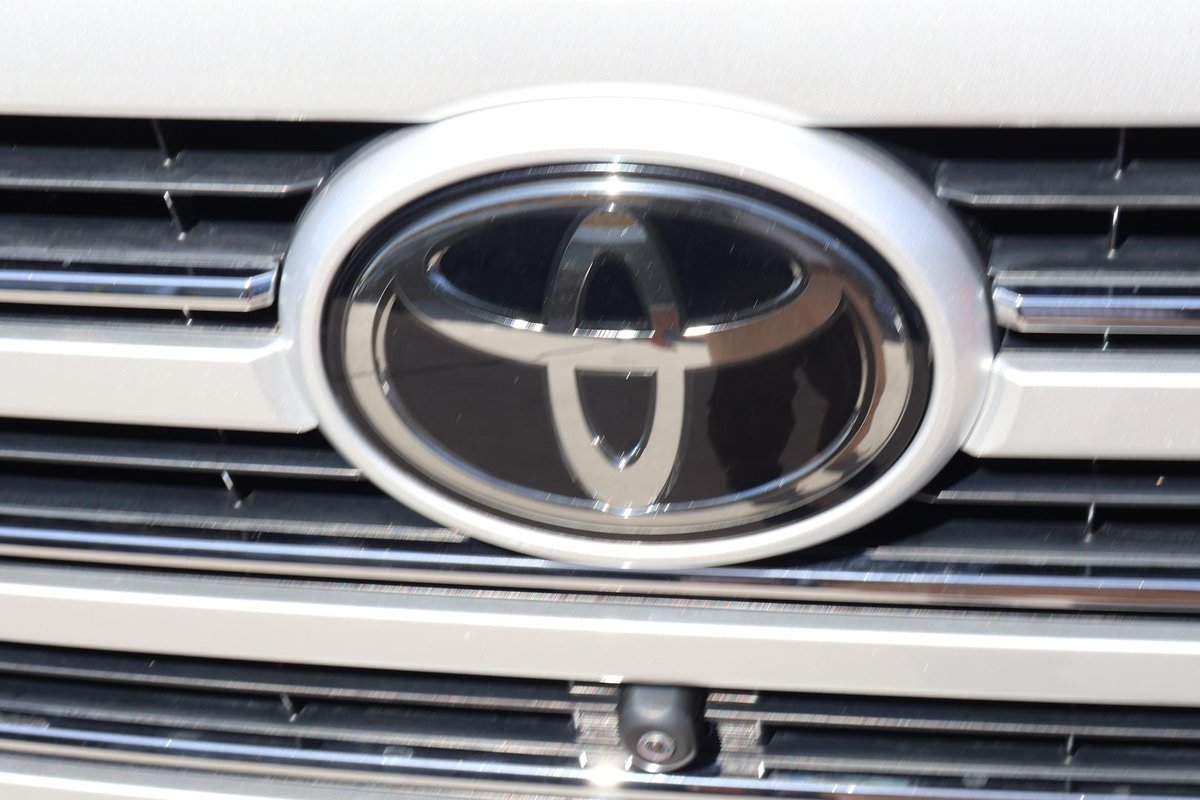 2023 Toyota Landcruiser VX FJA300R 4X4 Dual Range image 36