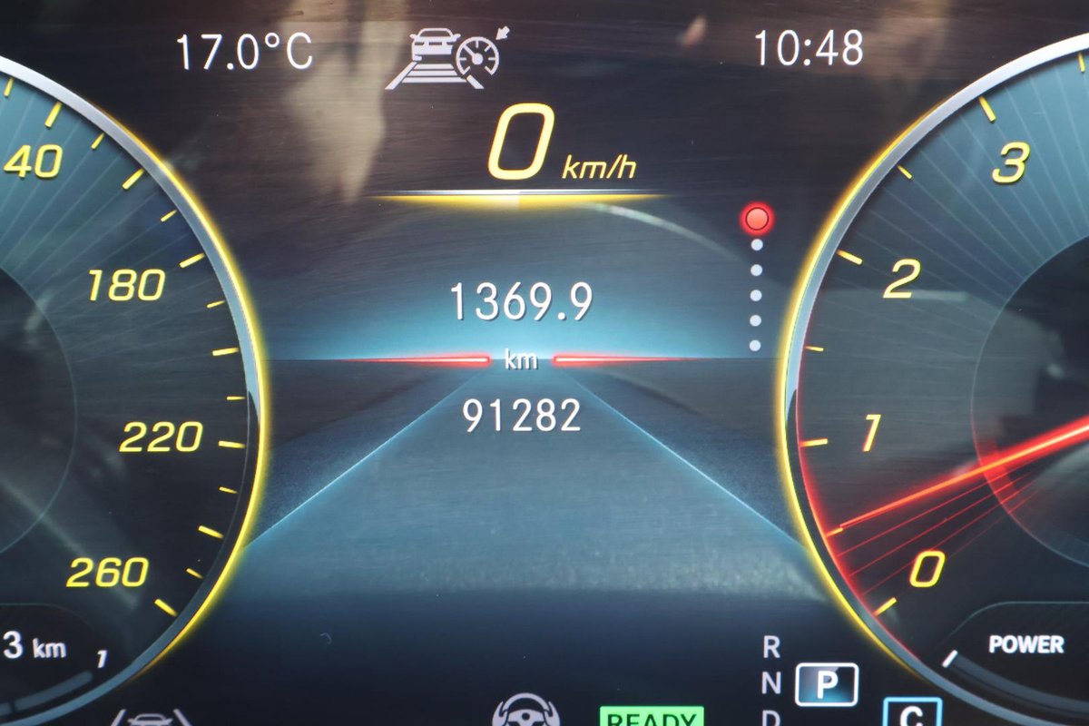2022 Mercedes-Benz V-Class image 27